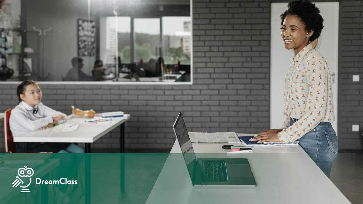 Attendance Tracking Software: How an Online System Enhances Efficiency