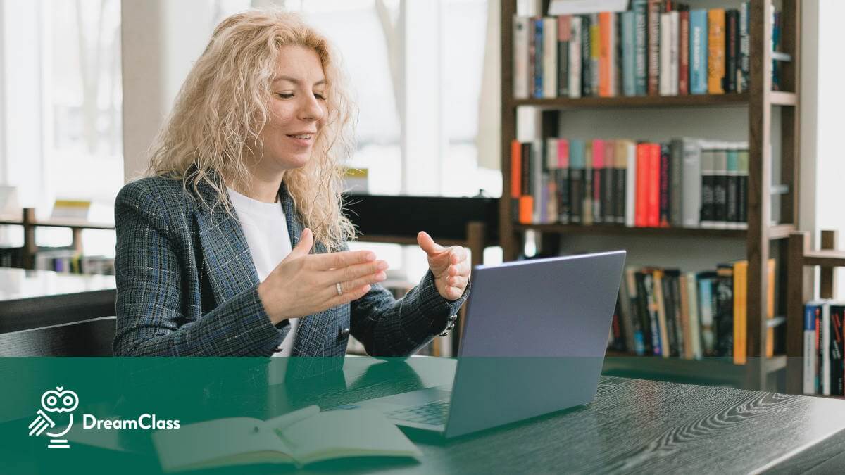 Enhancing Parent-Teacher Communication Through DreamClass